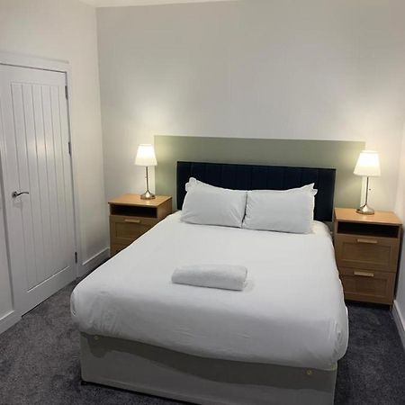 The White City Apartment Оубън Екстериор снимка